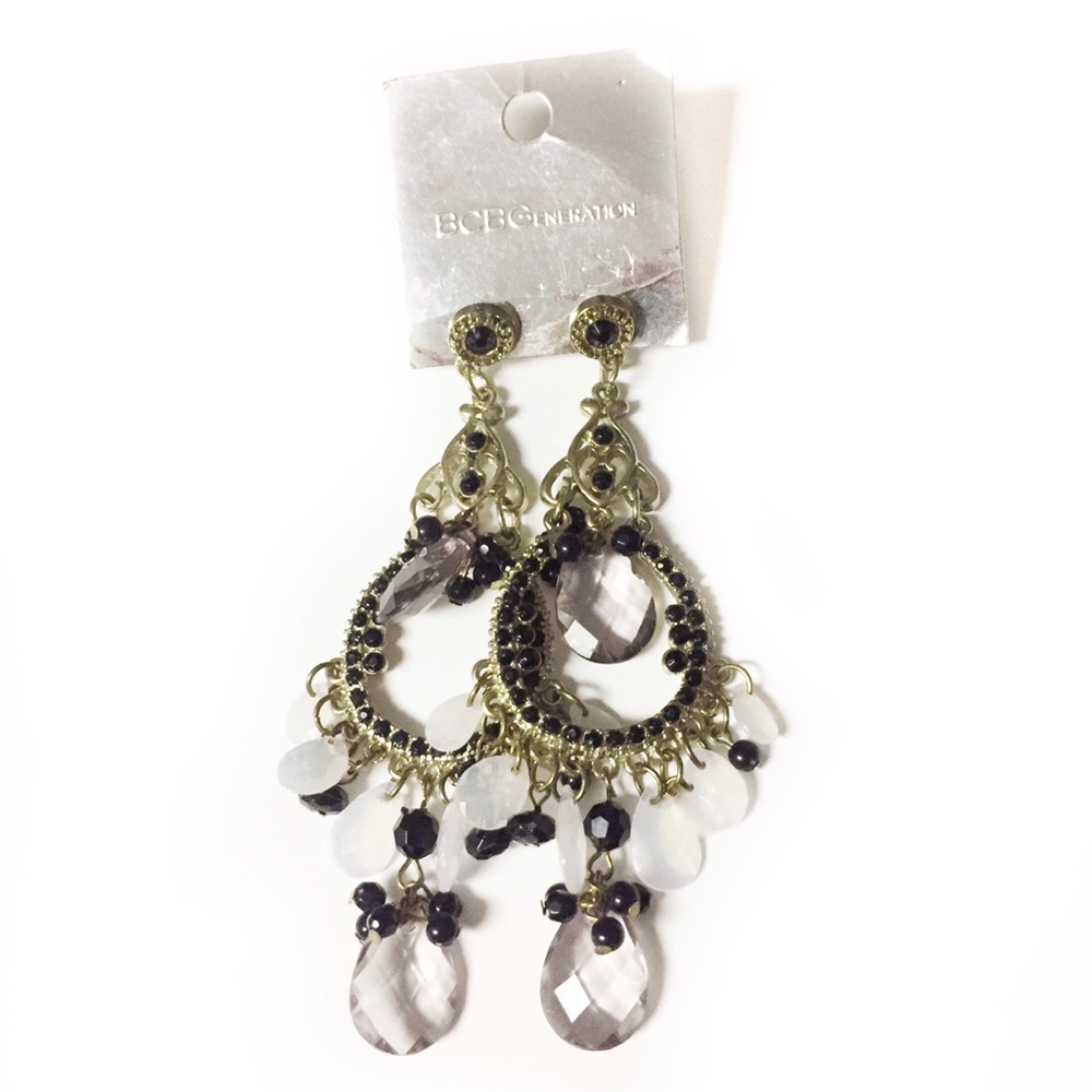 BCBGENERATION EARRINGS BLACK GOLD TONED CHANDELIER